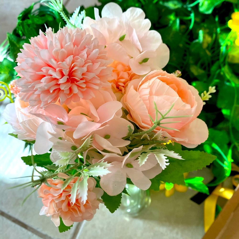 6 small pink bouquets